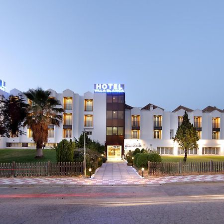 Hotel Villa Blanca Albolote Bagian luar foto